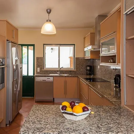 D07 - Torraltinha In Villa Lagos