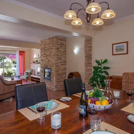 D07 - Torraltinha In Λάγος