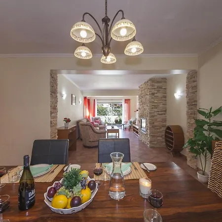 D07 - Torraltinha In Lagos