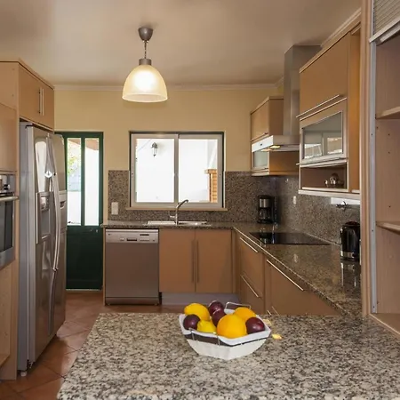 D07 - Torraltinha In Lagos