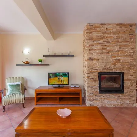 D07 - Torraltinha In *