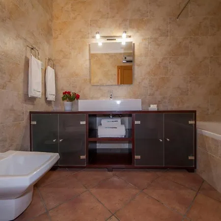 D07 - Torraltinha In *