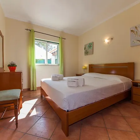 D07 - Torraltinha In Vila Lagos