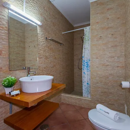 D07 - Torraltinha In Лагуш